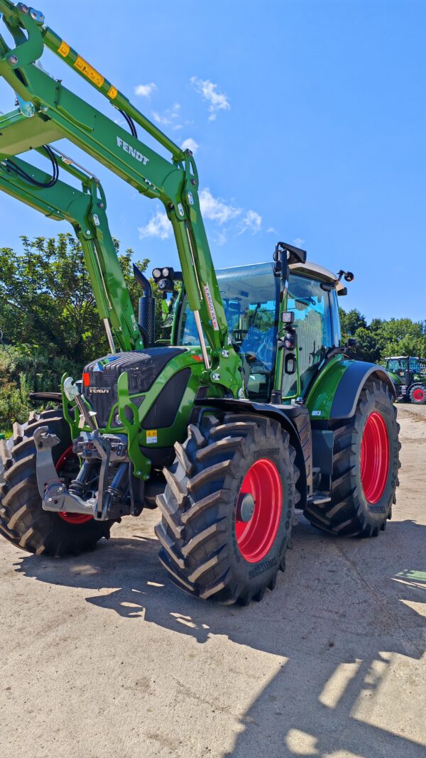 FENDT 514 POWER PLUS C/W FENDT CARGO LOADER